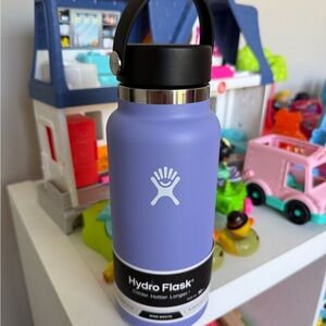 Hydro Flask Lilac Stainless Steel Water Bottle - 32 oz